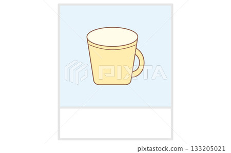 Simple and cute yellow cup illustration material Simple and cute yellow cup illustration material 133205021
