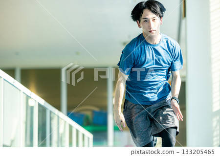 體育運動的男人 133205465