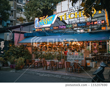 越南胡志明市 133207690