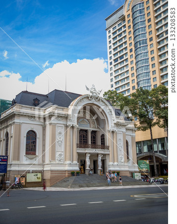 越南胡志明市 133208583