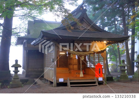 Tenso Shrine (Lake Kinrin, Yufuin Town, Yufu City) Tenso Shrine (Lake Kinrin, Yufuin Town, Yufu City) 133210338