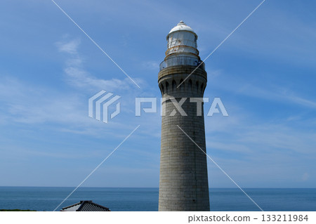 Tsunoshima Lighthouse in Yamaguchi in summer 133211984