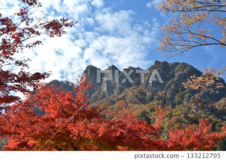 Mt. Myogi dyed in autumn leaves Mt. Myogi dyed in autumn leaves 133212705
