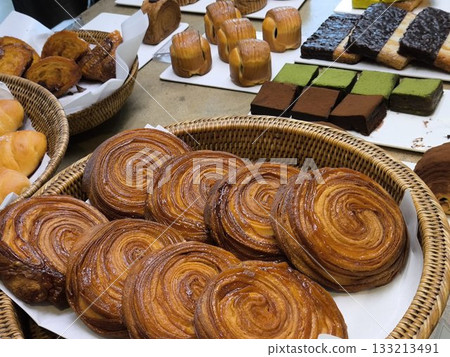 Croissant lined up in the shop Croissant lined up in the shop 133213491