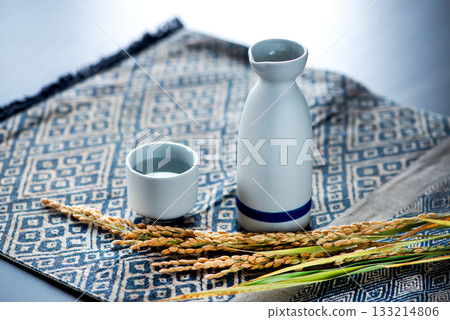Sake sake Inoguchi and Tokuto Sake sake Inoguchi and Tokuto 133214806