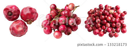 Set of spice, dried pink peppercorn, Isolated on a transparent background. 133218173