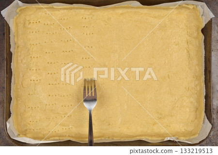 Raw pie crust Raw pie crust 133219513