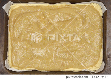 Apple pie preparation 133219518