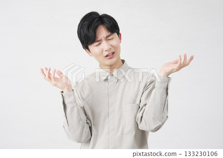 Male surrender, 20s, white background Male surrender, 20s, white background 133230106