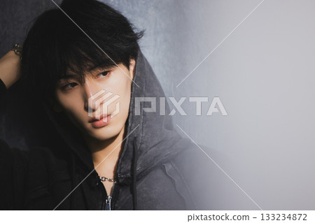 Male's portrait 133234872