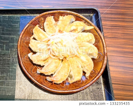 Hamamatsu gyoza dumplings with boiled bean sprouts, a local dish from Hamamatsu City, Shizuoka Prefecture Hamamatsu gyoza dumplings with boiled bean sprouts, a local dish from Hamamatsu City, Shizuoka Prefecture 133235435