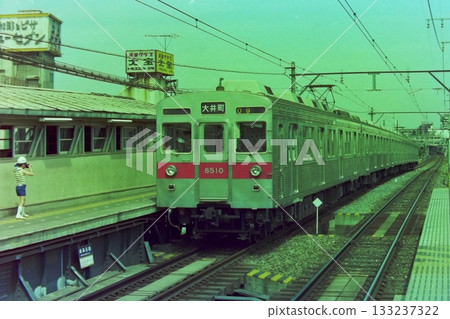 Tokyu 8500 series, 8510-8810-8910-8710-8610, Hatanodai, June 24, 1979 133237322