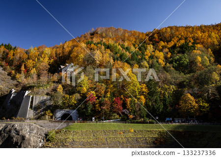 Toyohira峽谷秋葉 133237336