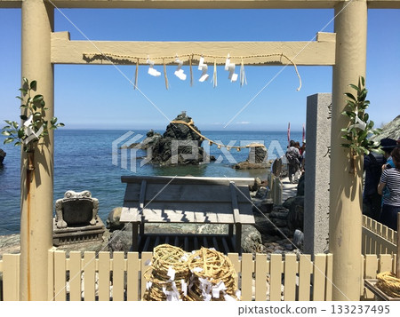 二見興玉神社 庫存照片 133237495