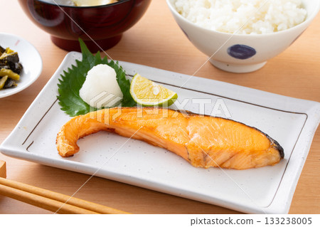 烤銀鮭魚飯 烤銀鮭魚飯 133238005