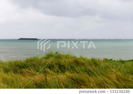 [Amagi Town: View of the East China Sea from the Matsubara Bullring, a bullring built by volunteers from the Matsubara community] 133238280