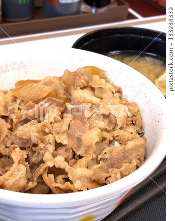 Office worker's lunch (beef bowl at a beef bowl chain restaurant) Office worker's lunch (beef bowl at a beef bowl chain restaurant) 133238339