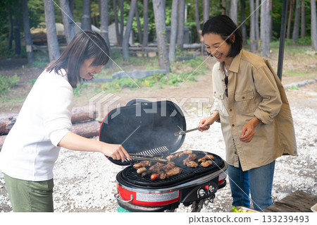 一家人在山梨縣八岳享受露營時光 133239493