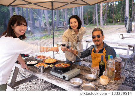 Family enjoying camping in Yatsugatake, Yamanashi 133239514
