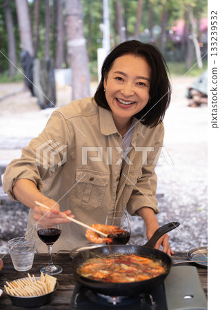 一家人在山梨縣八岳享受露營時光 133239532