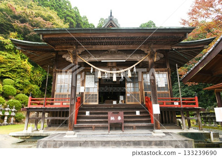 [Otsuyama Aso Shrine, Nankan Town] 133239690