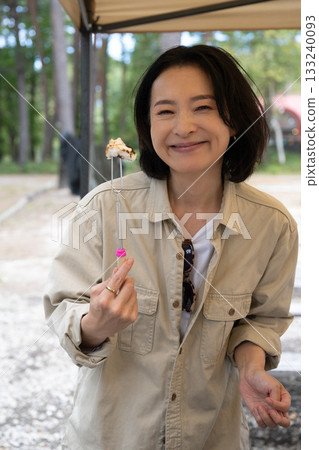 Enjoying coffee at a campsite in Yamanashi's Yatsugatake 133240093