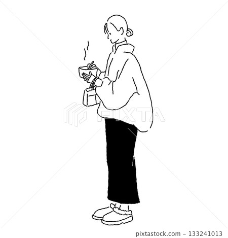 單色線條畫插圖,描繪了一位女士正在享用冬季街頭小吃。 單色線條畫插圖,描繪了一位女士正在享用冬季街頭小吃。 133241013