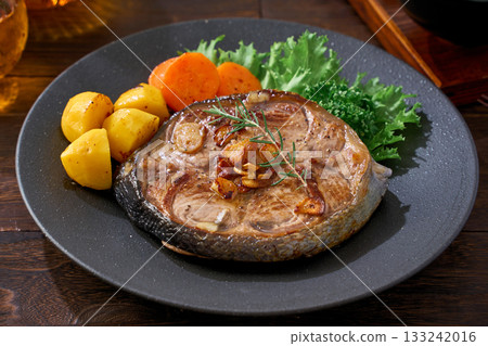 蒜蓉炒鮪魚尾排 蒜蓉炒鮪魚尾排 133242016