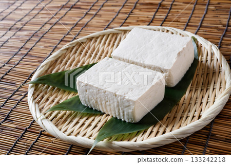 豆腐 133242218