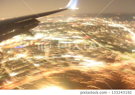 從飛機上看到的紐約夜景 從飛機上看到的紐約夜景 133243192