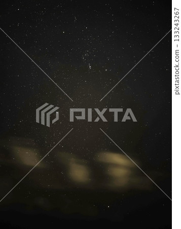 沖繩縣石垣島冬季的星空 133243267