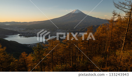 Dawn and Mt. Fuji Shindo Pass Dawn and Mt. Fuji Shindo Pass 133243943