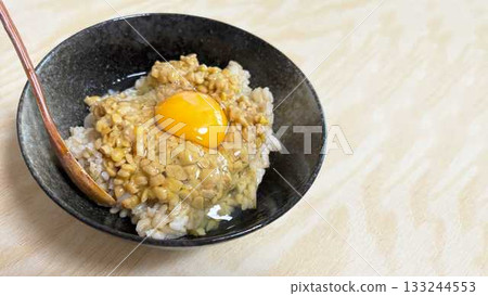 Rice with natto and egg (right margin) Rice with natto and egg (right margin) 133244553