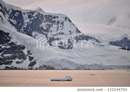 絕佳的隱藏瑰寶：南極的黎明 133244704