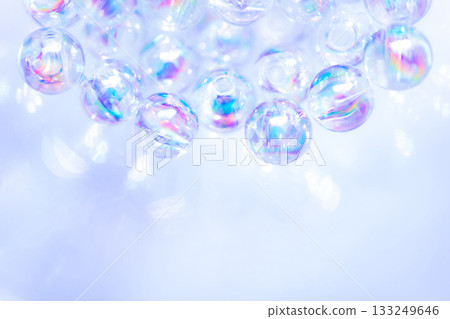 玻璃球和閃亮的背景材料 133249646