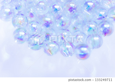 玻璃球和閃亮的背景材料 133249711
