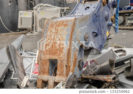 [Store demolition and heavy machinery] 133250062