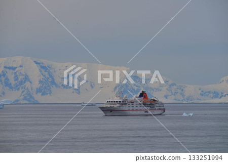 The ultimate unexplored region: A cruise ship sailing through Antarctic waters 133251994