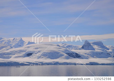 The ultimate hidden place: Antarctica in summer 133252598