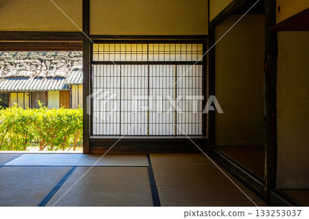 Traditional Japanese room and tatami mats 133253037