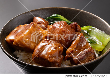 Boiled pork belly bowl 133254845