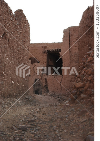 abandoned village on the Handour river valley ruins among the valleys of the Moroccan Atlas abandoned village on the Handour river valley ruins among the valleys of the Moroccan Atlas 133258007