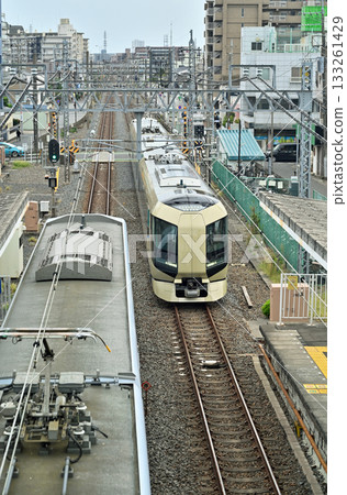 私營鐵路:東武伊勢崎線特急自由兩毛15號500系列 私營鐵路:東武伊勢崎線特急自由兩毛15號500系列 133261429