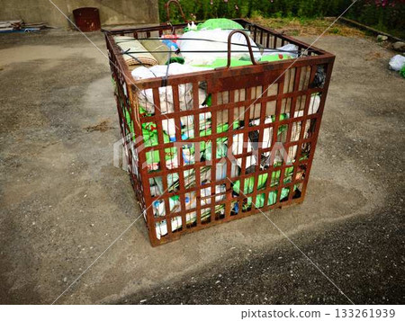 工業廢物 工業廢物 133261939