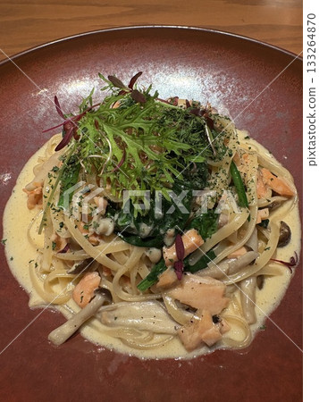 Salmon and mushrooms cream pasta 133264870