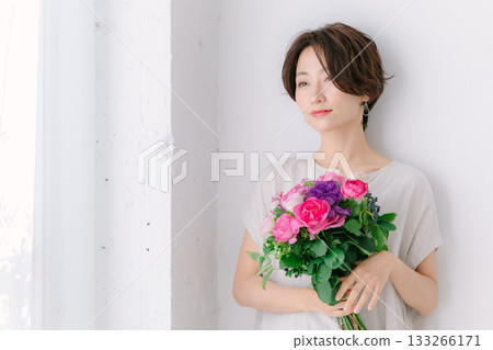 Beauty, woman, lady 133266171