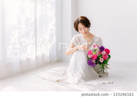 Beauty, women, woman 133266181