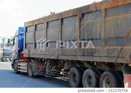 scrap transport vehicle 133270756
