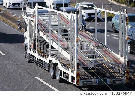 承運車（車輛承運人） 133270947