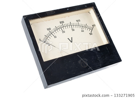 Close-up of an vintage ancient voltmeter Close-up of an vintage ancient voltmeter 133271905